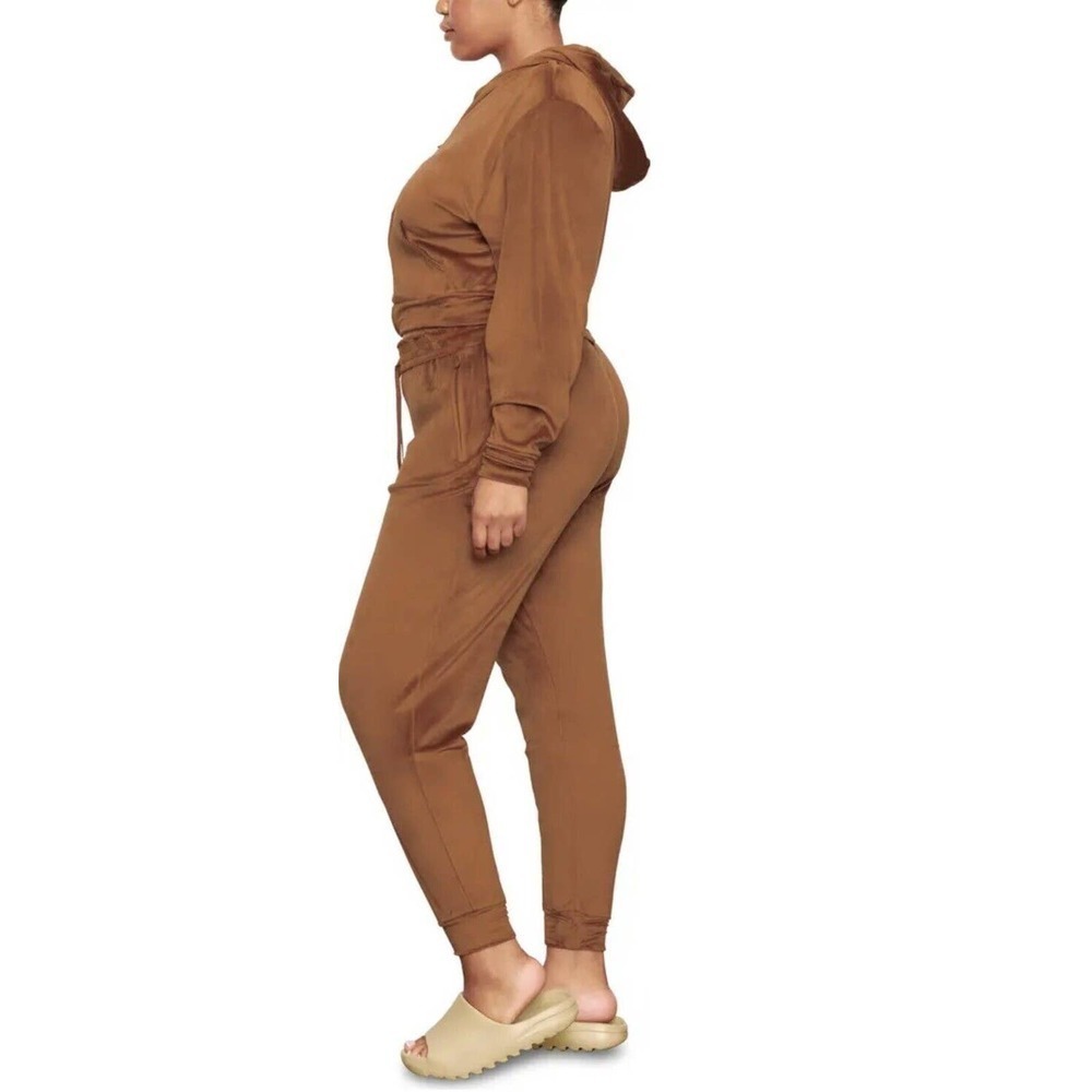 SKIMS Velour High Waist Joggers Copper Size - XL